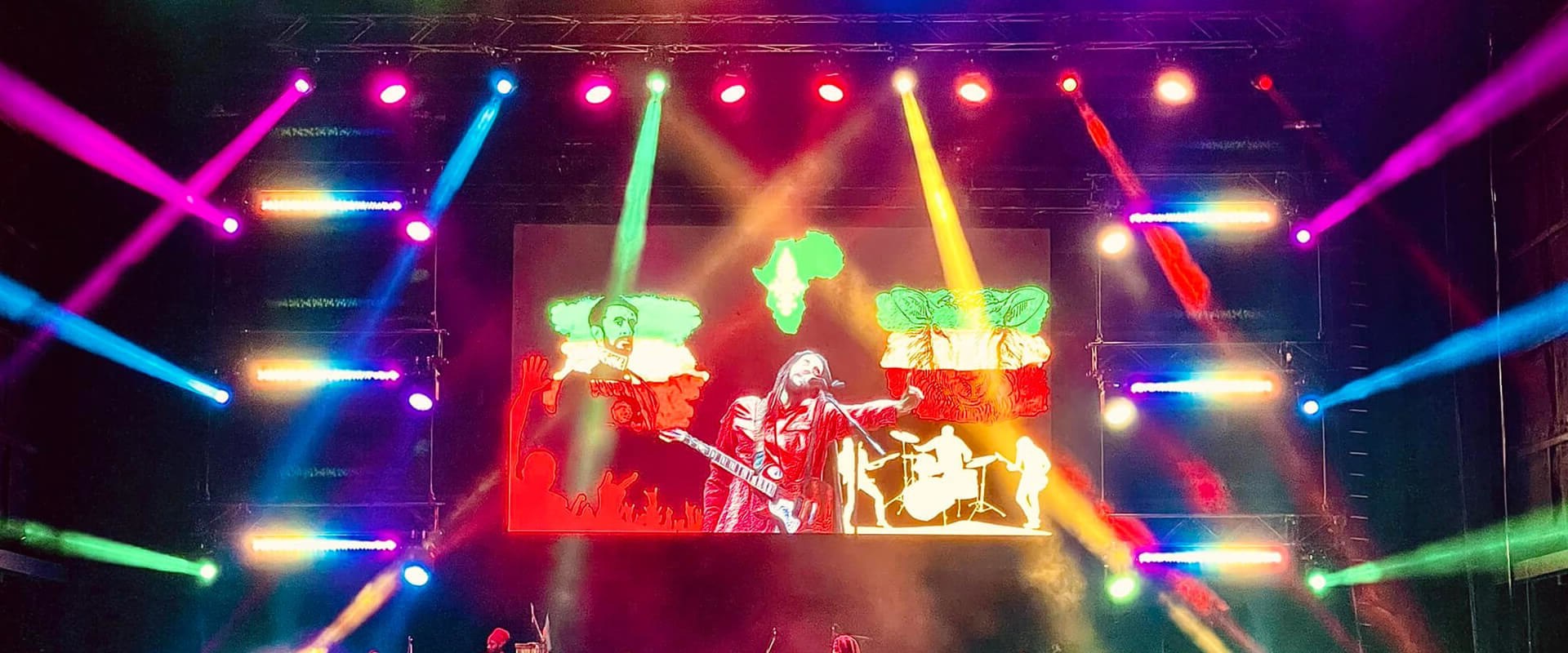 Can I Smoke at a Concert Venue in Central Florida?